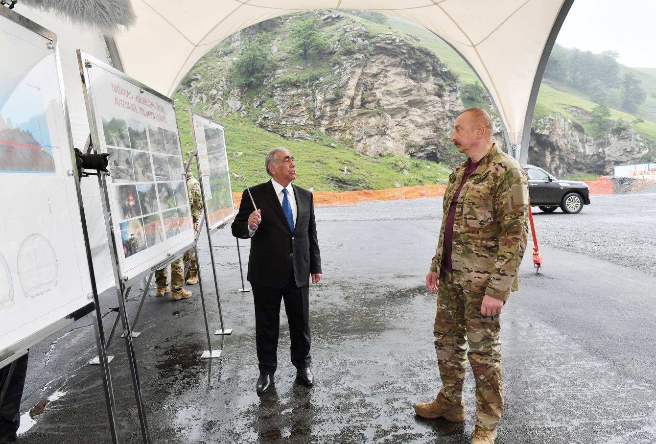 Xudayar Rəhimov: İşğaldan azad olunmuş bütün rayonlara avtomobil yolunun çəkilişinə başlanılıb və bu işlər sürətlə davam etdirilir