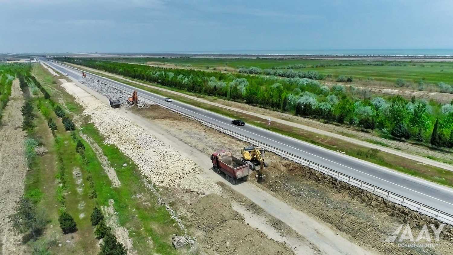 11 Bakı-Quba-Rusiya Federasiyası ilə dövlət sərhədi yolunda əsaslı təmir-bərpa işlərinə başlanılıb