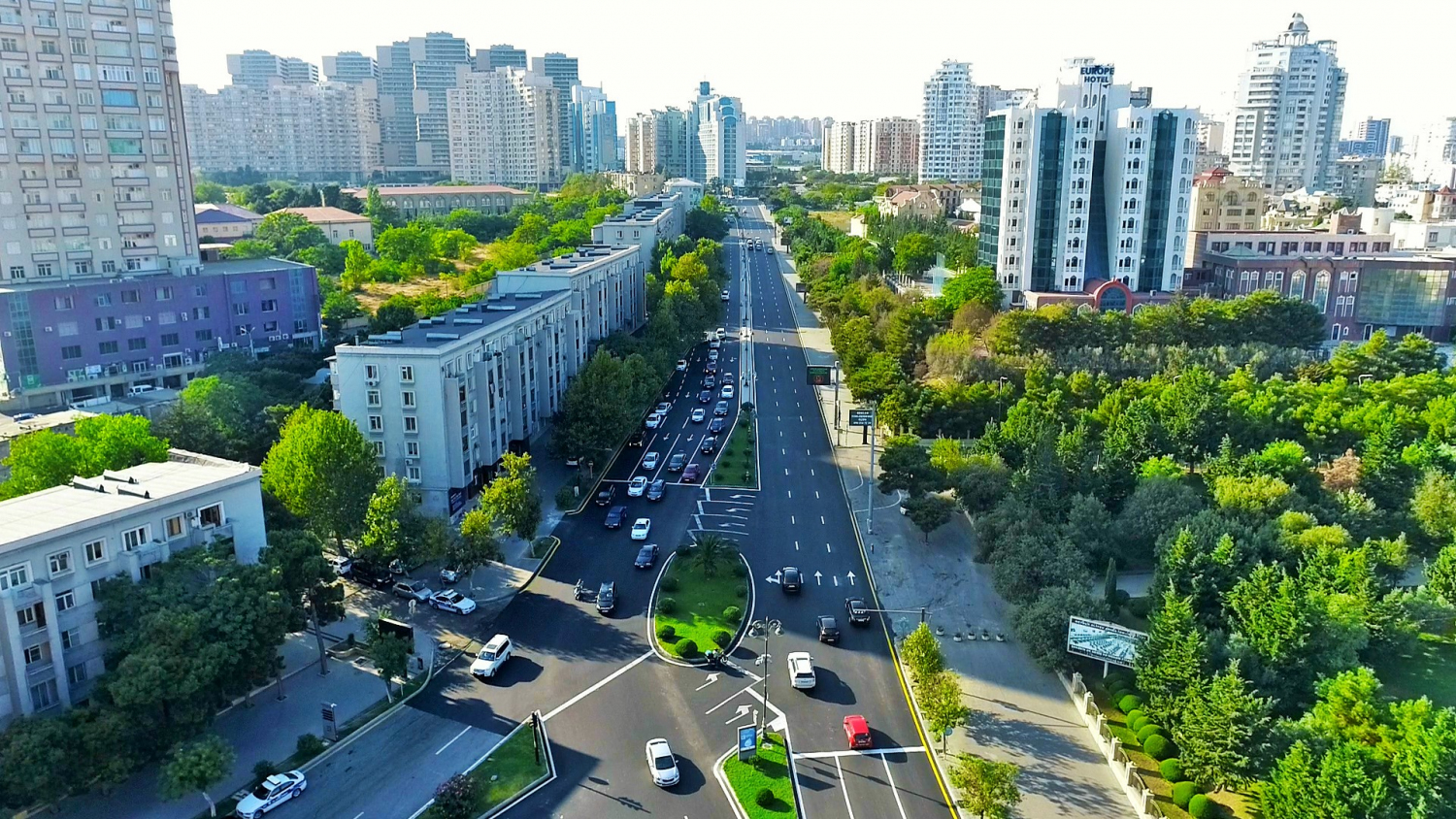 11 Tbilisi prospektində aparılan təmir işləri yekunlaşıb 