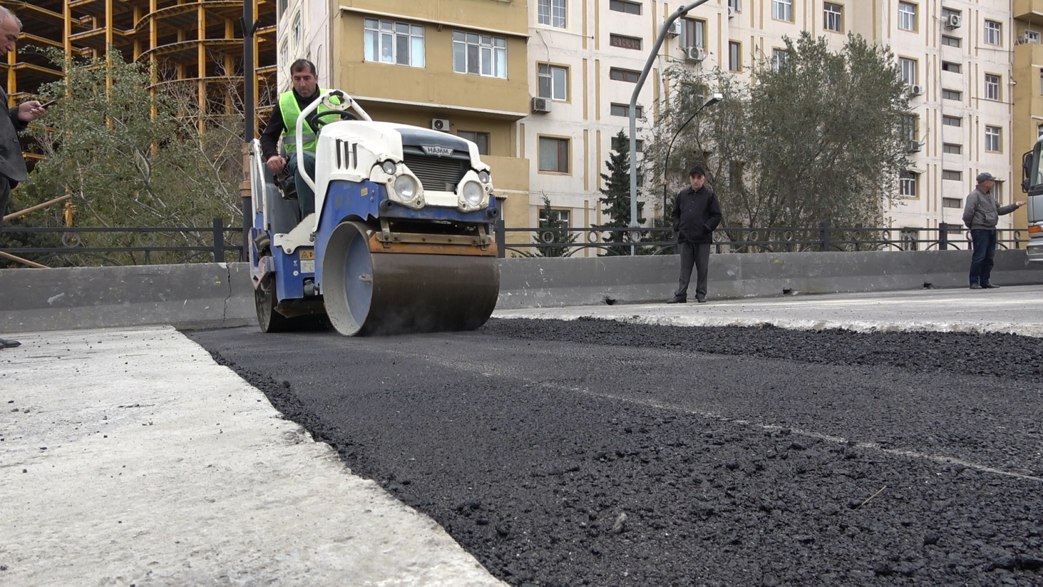 11 Bayram günlərində paytaxt Bakının bir neçə ərazisində təmir işləri icra olunub