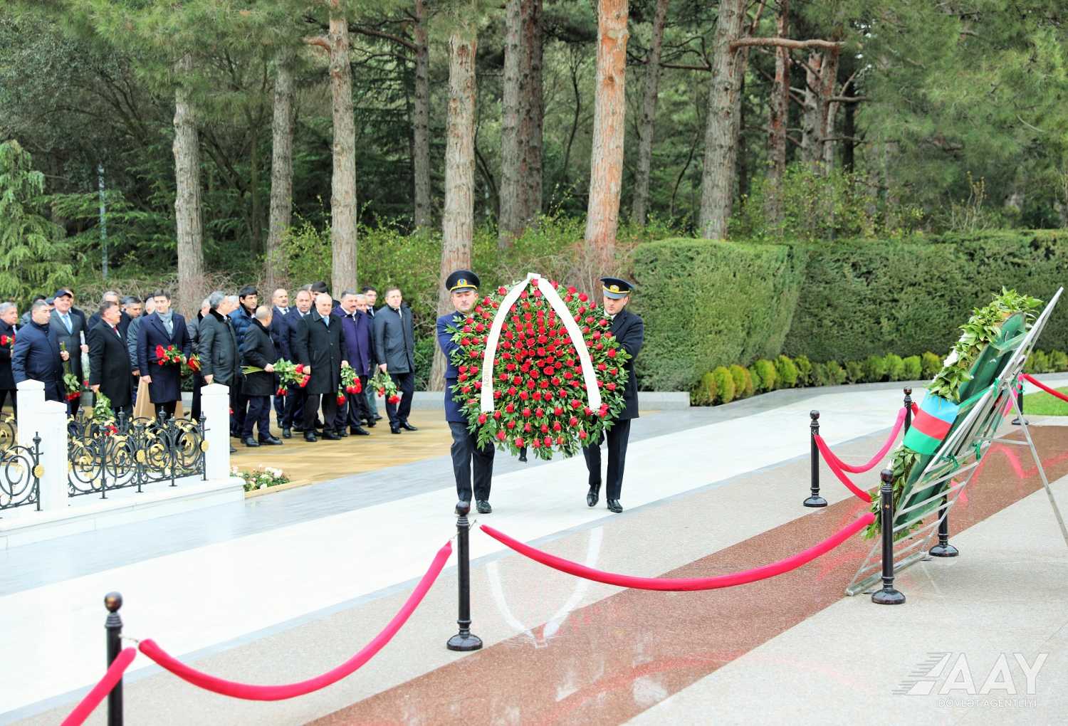 11 AAYDA-nın əməkdaşları peşə bayramlarını qeyd edirlər