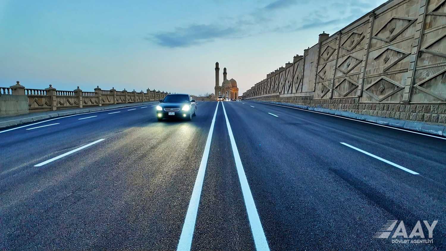 11 Bibiheybət yolunda aparılan təmir-bərpa işləri qısa müddət ərzində uğurla yekunlaşdırılıb