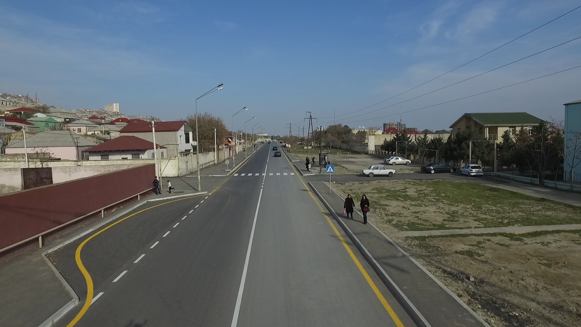 11 Zığ-Əmircan-Yeni Suraxanı yolunun bir hissəsinin yenidən qurulması işləri yekunlaşıb - VİDEOREPORTAJ / FOTO