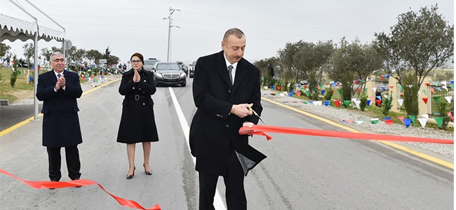 11 Prezident İlham Əliyev Mehdiabad-Digah-Məmmədli avtomobil yolunun açılışında iştirak edib