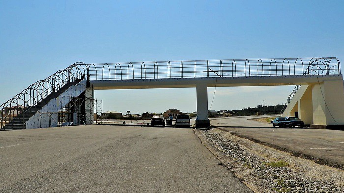 11 Zığ - Hövsan yolunda 3 yerüstü piyada keçidi inşa edilir - FOTO