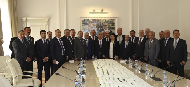 11 Təltif olunan “Azəravtoyol” ASC-nin əməkdaşlarına mükafatları təqdim olundu - FOTO
