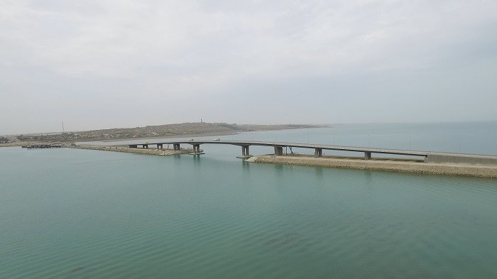 11 Qala-Pirallahı avtomobil yolunun 1 km-lik hissəsi yenidən qurulub - VİDEO / FOTO