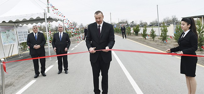 11 Prezident İlham Əliyev yenidən qurulan Suqovuşan-Həşimxanlı avtomobil yolunun açılışında iştirak edib