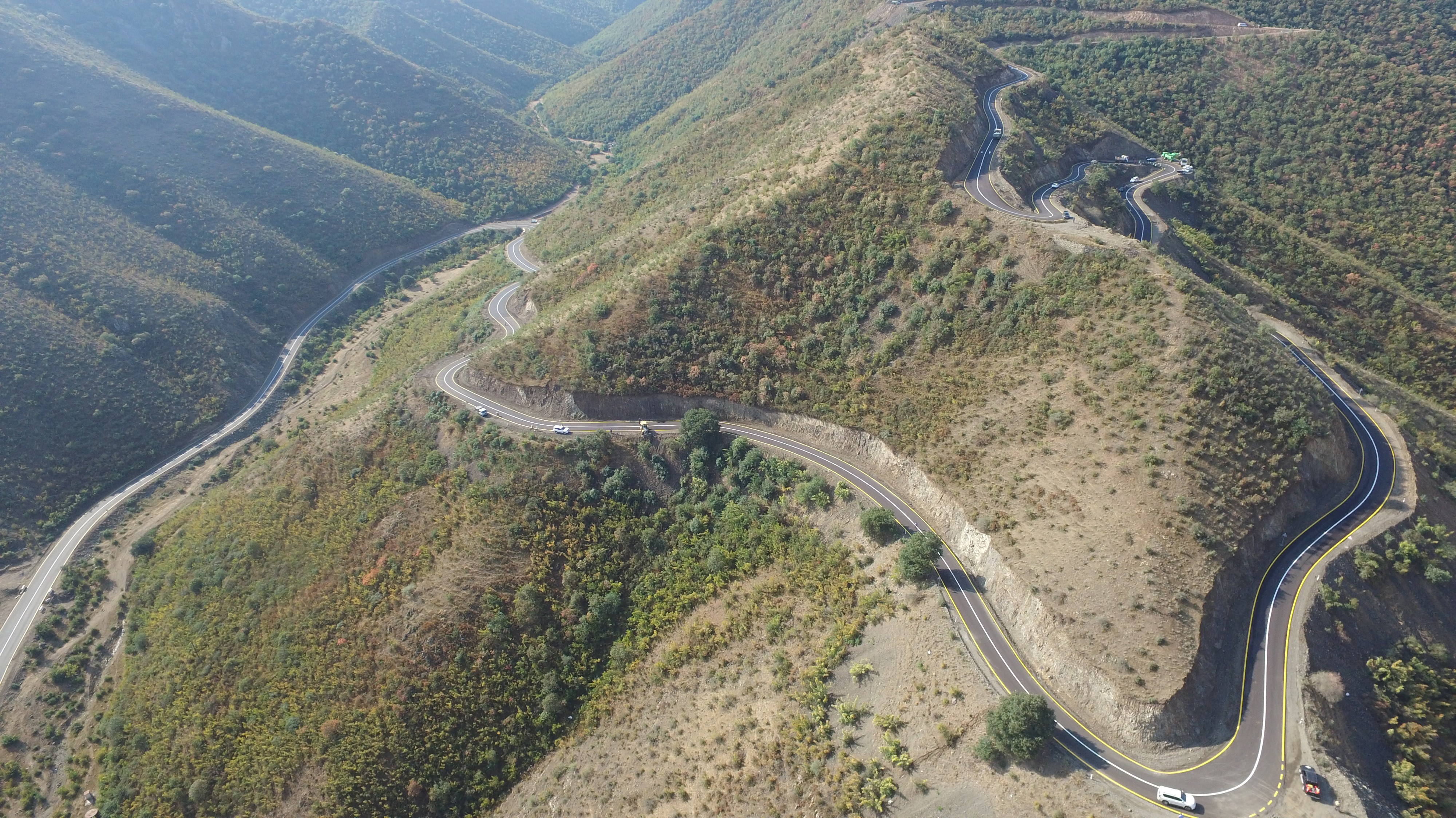 11 2017-ci ildə 34 rayonunda 68 yol infrastrukturu layihəsi uğurla icra olunub 