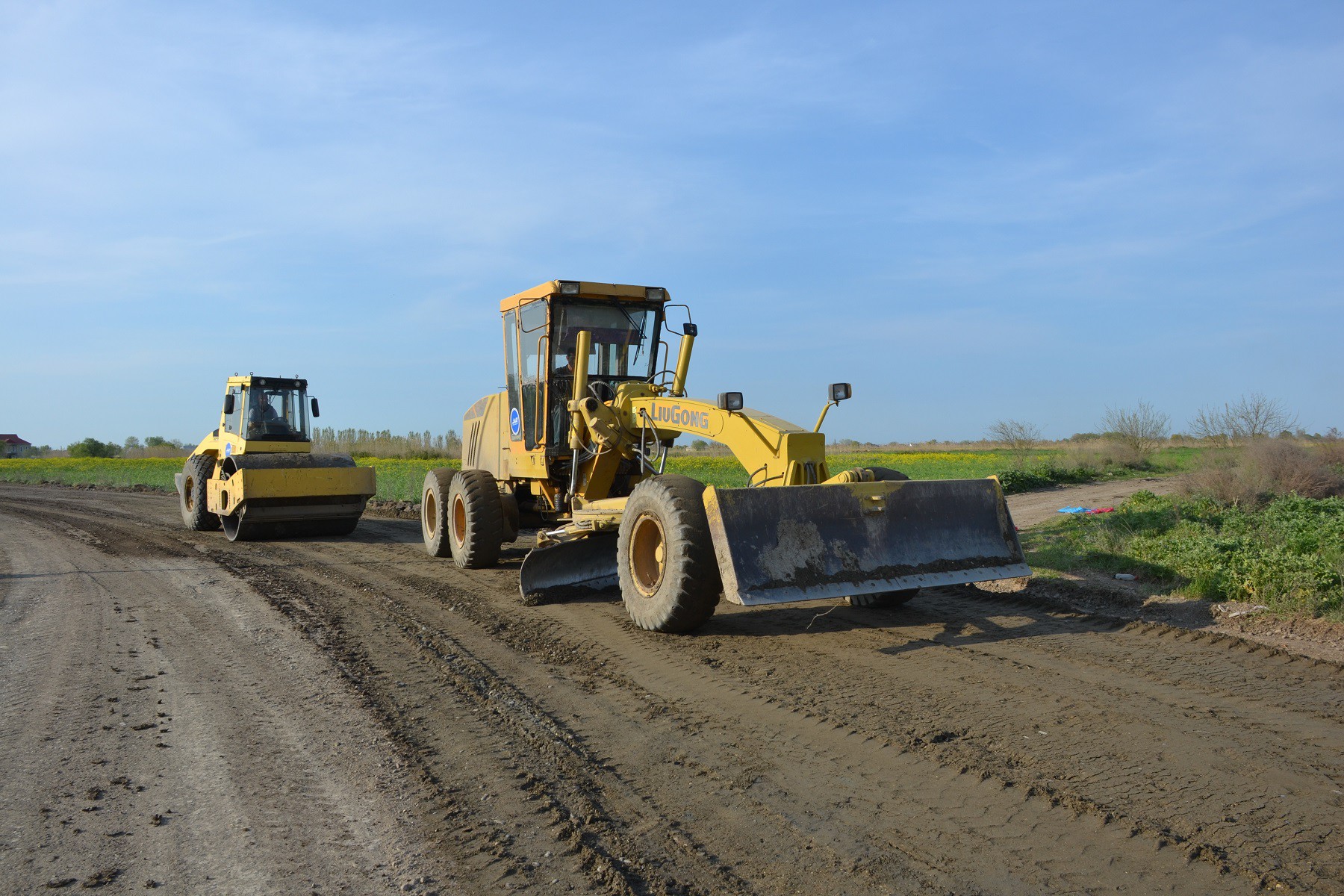 11 Salyanda 13.1 km-lik yerli əhəmiyyətli yolun yenidən qurulması yekunlaşır - VİDEO / FOTO