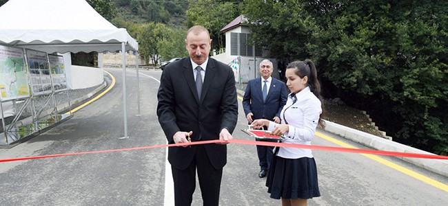 11 Lerik rayonunda Piran-Hamarat-Vijaker avtomobil yolunun yenidənqurmadan sonra açılışı olu