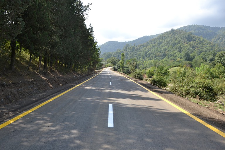 11 Lerik, Lənkəran və Astara rayonlarında yeni tikilən avtomobil yolları