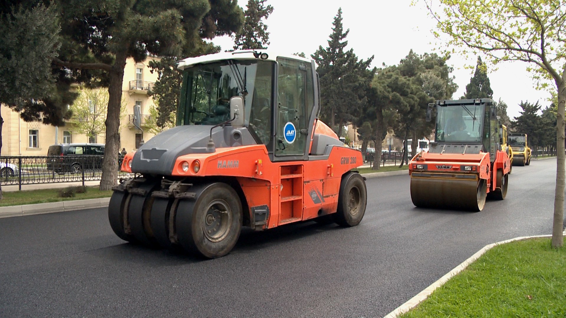 11 Sabunçu rayonunda yol infrastrukturu yenidən qurulur