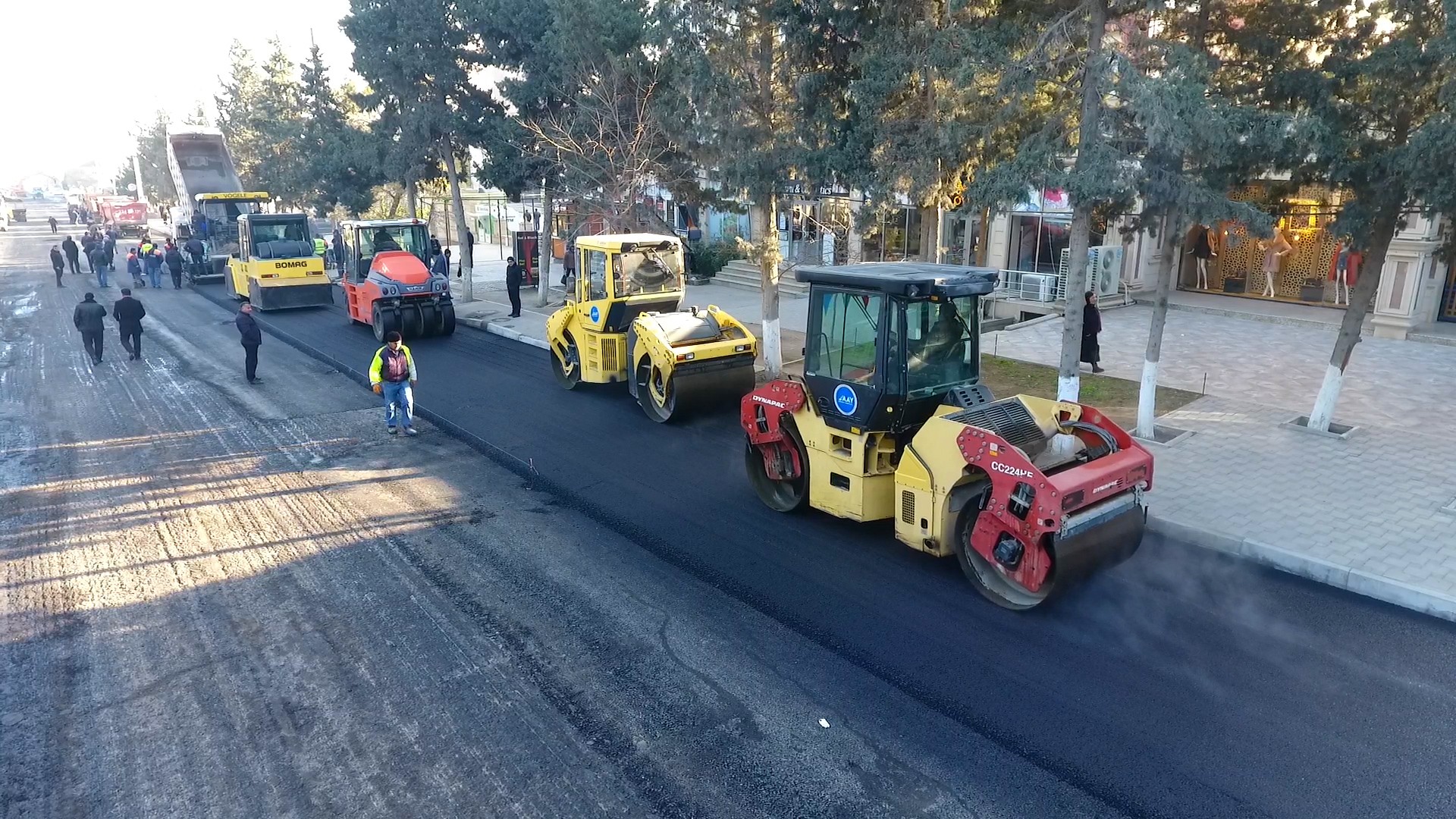 11 Xırdalan şəhərinin yol infrastrukturu müasir tələblər çərçivəsində yenilənir