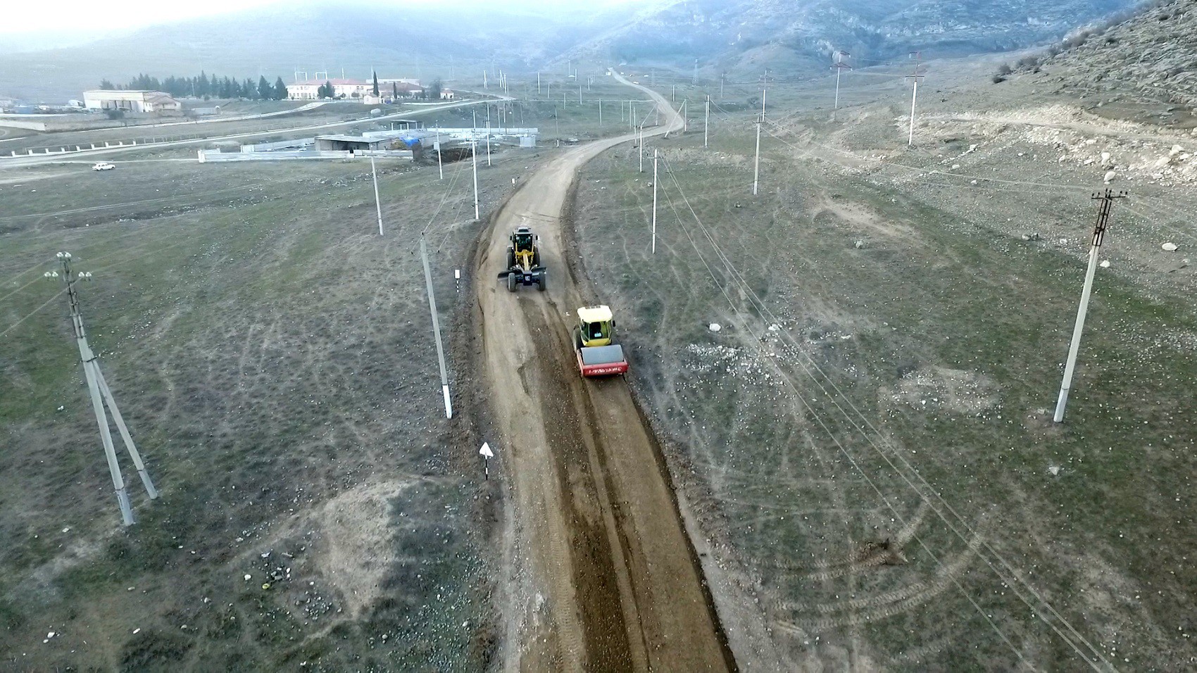 11 Qazaxda Daşsalahlı-Ürkməzli-Dəmirçilər avtomobil yolu yenidən qurulur - VİDEO / FOTO