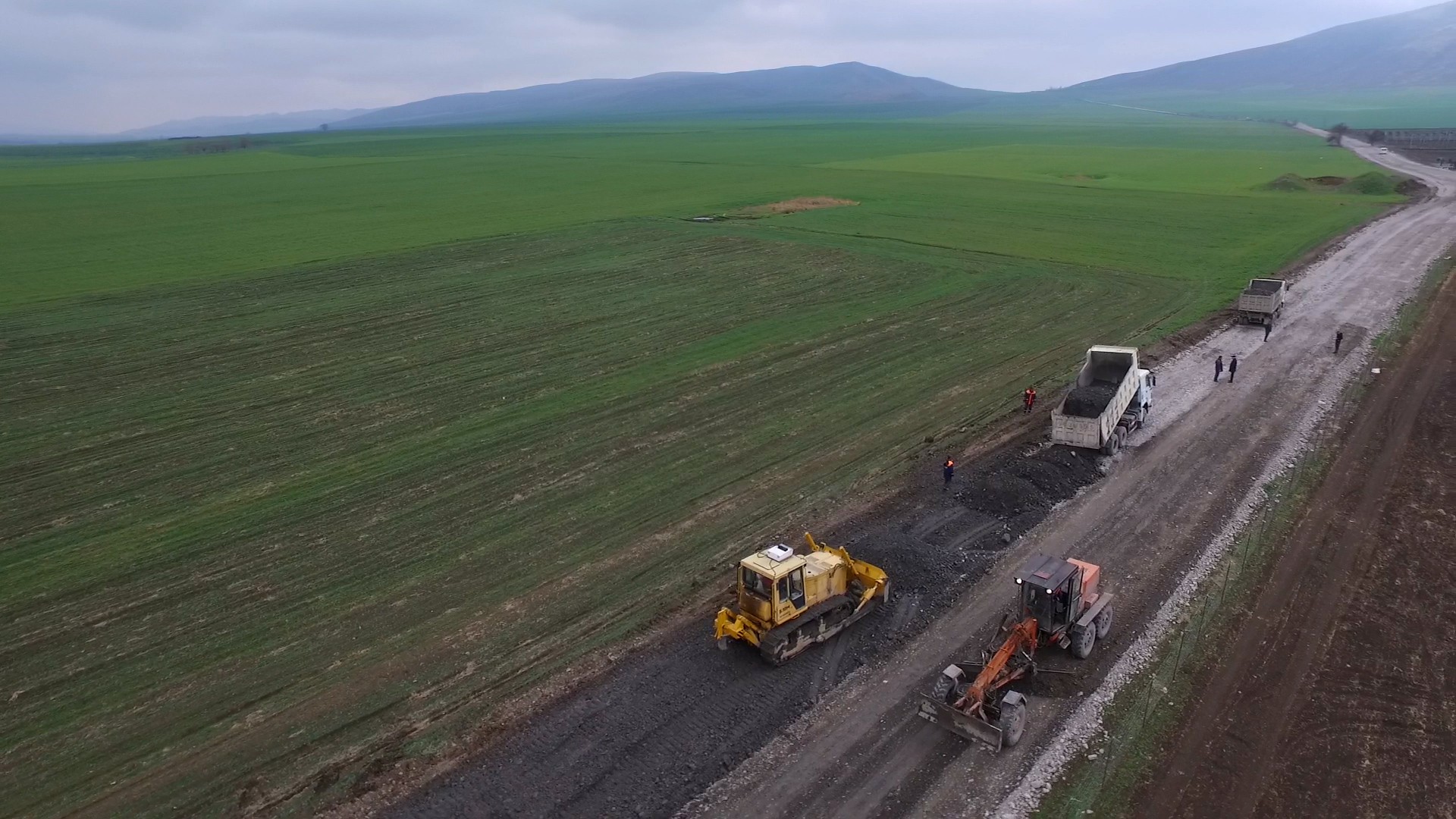 11 Padar-Böyük Söyüdlü-Qarabulaq-Çaldaş avtomobil yolu yenidən qurulur