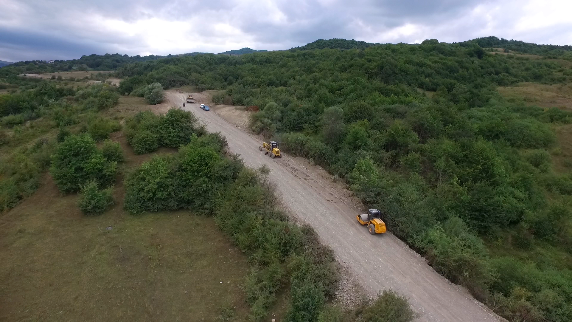 11 Qusarda 14 yaşayış məntəqəsinin əhatə edən yol yenidən qurulur