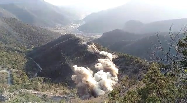 11 Tovuz rayonunda dağların partladılması üsulu ilə yeni yol salınır