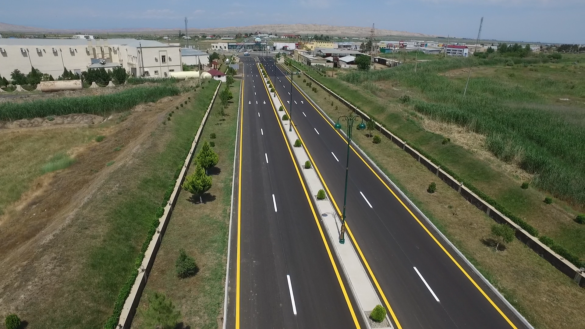 11 Goranboyda 5 istiqamət üzrə 40 km avtomobil yolu yenidən qurulub