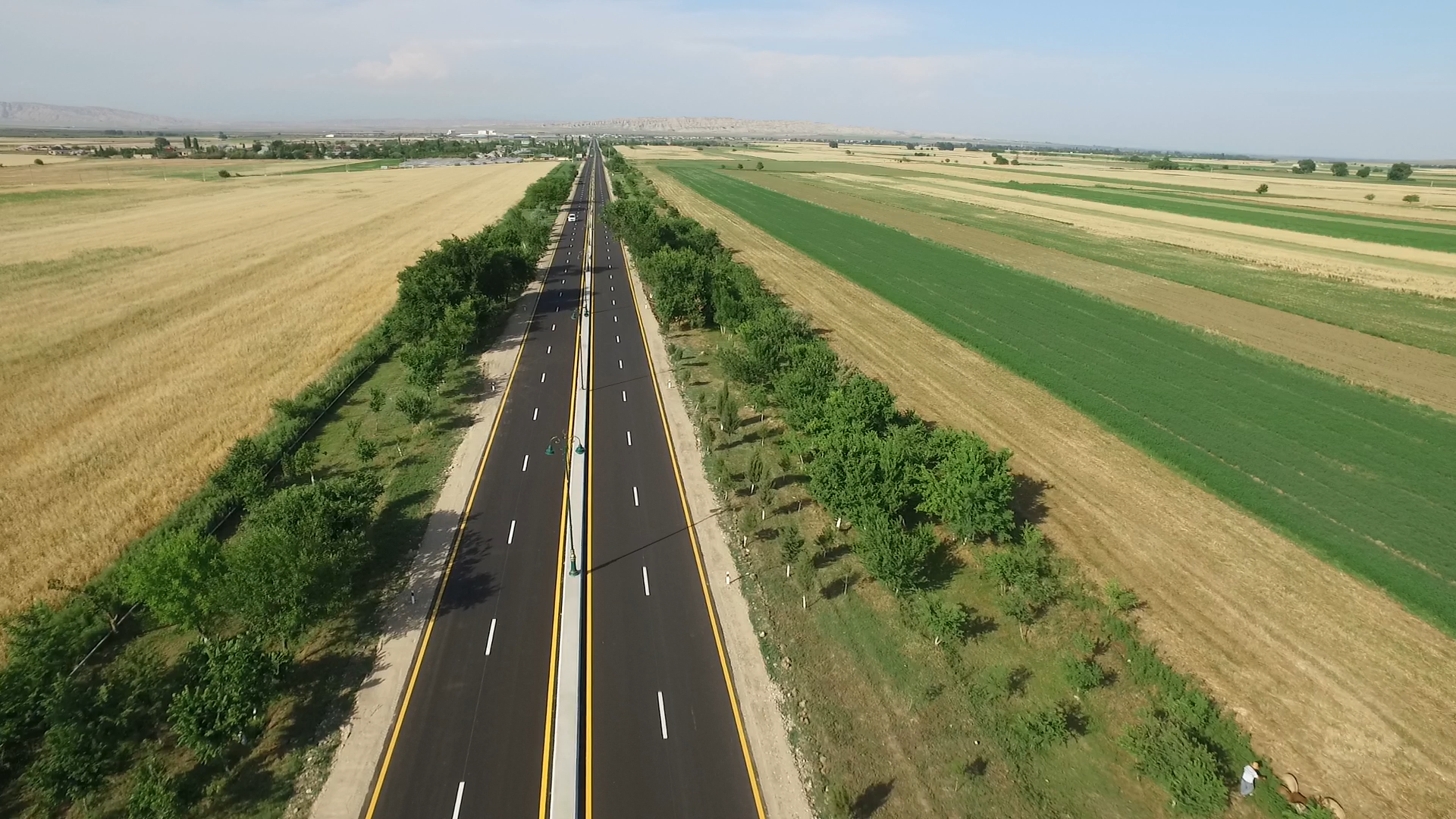 11 Goranboyda 5 istiqamət üzrə 40 km avtomobil yolu yenidən qurulub