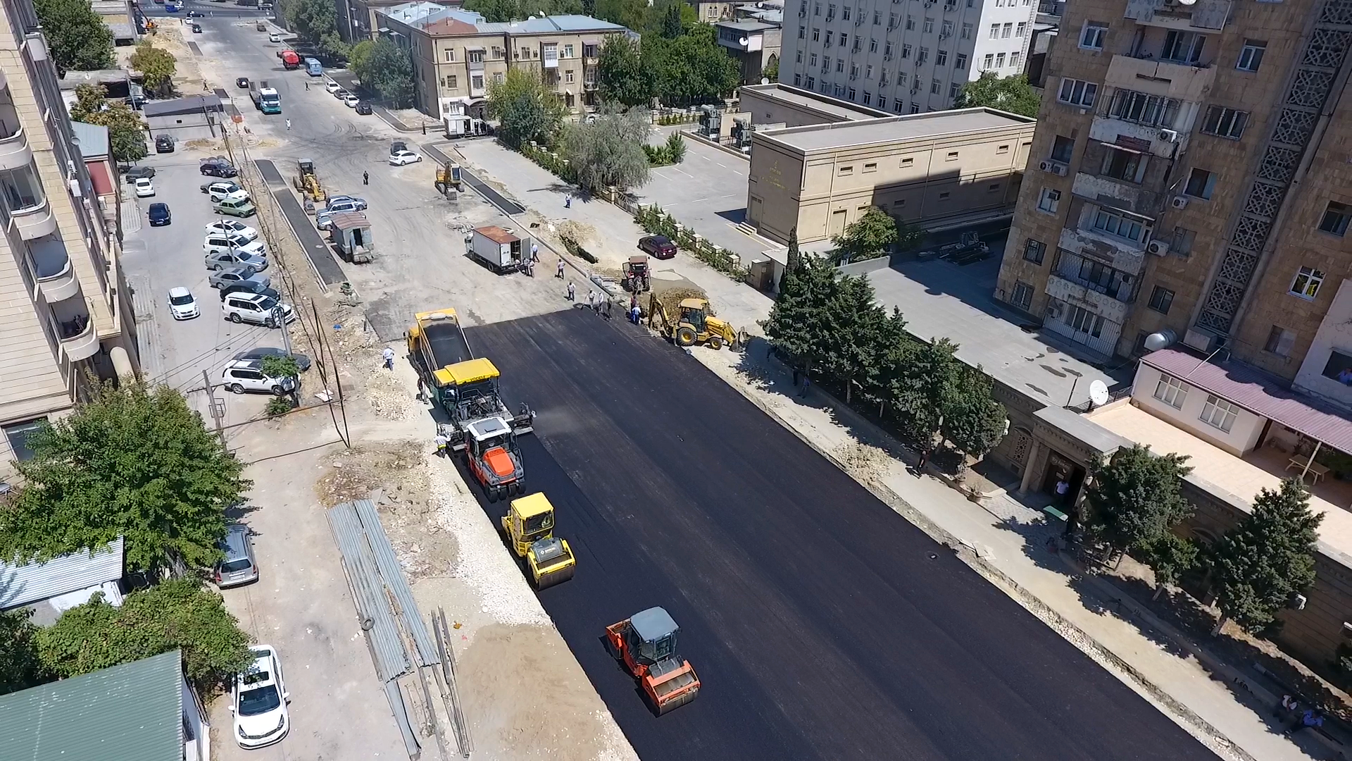 11 Paytaxtın Yasamal rayonunda yeni yol infrastrukturu yaradılır