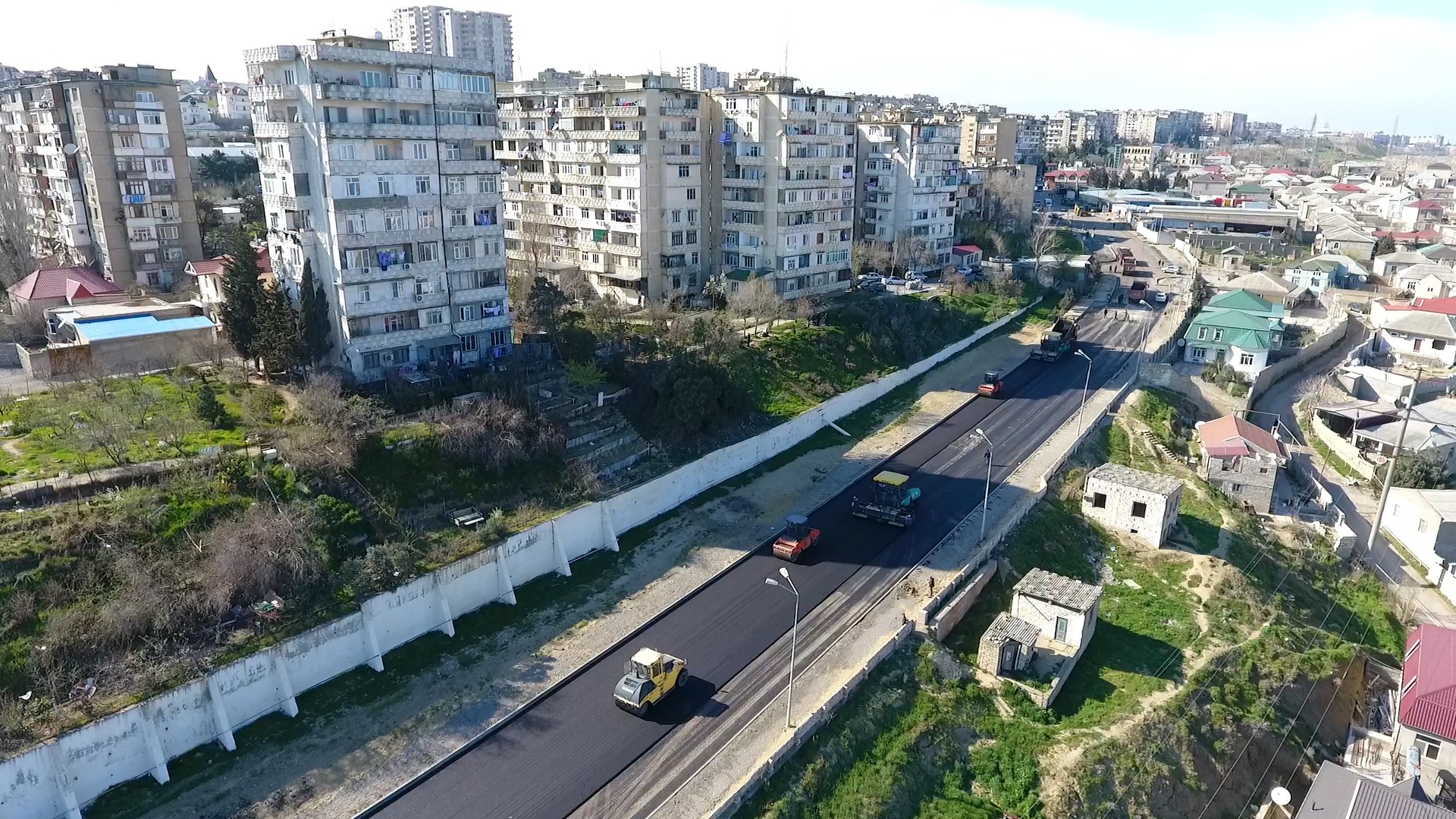 11 Xətai rayonunda Məzahir Rüstəmov və İngilab İsmayılov küçələri yenidən qurulur