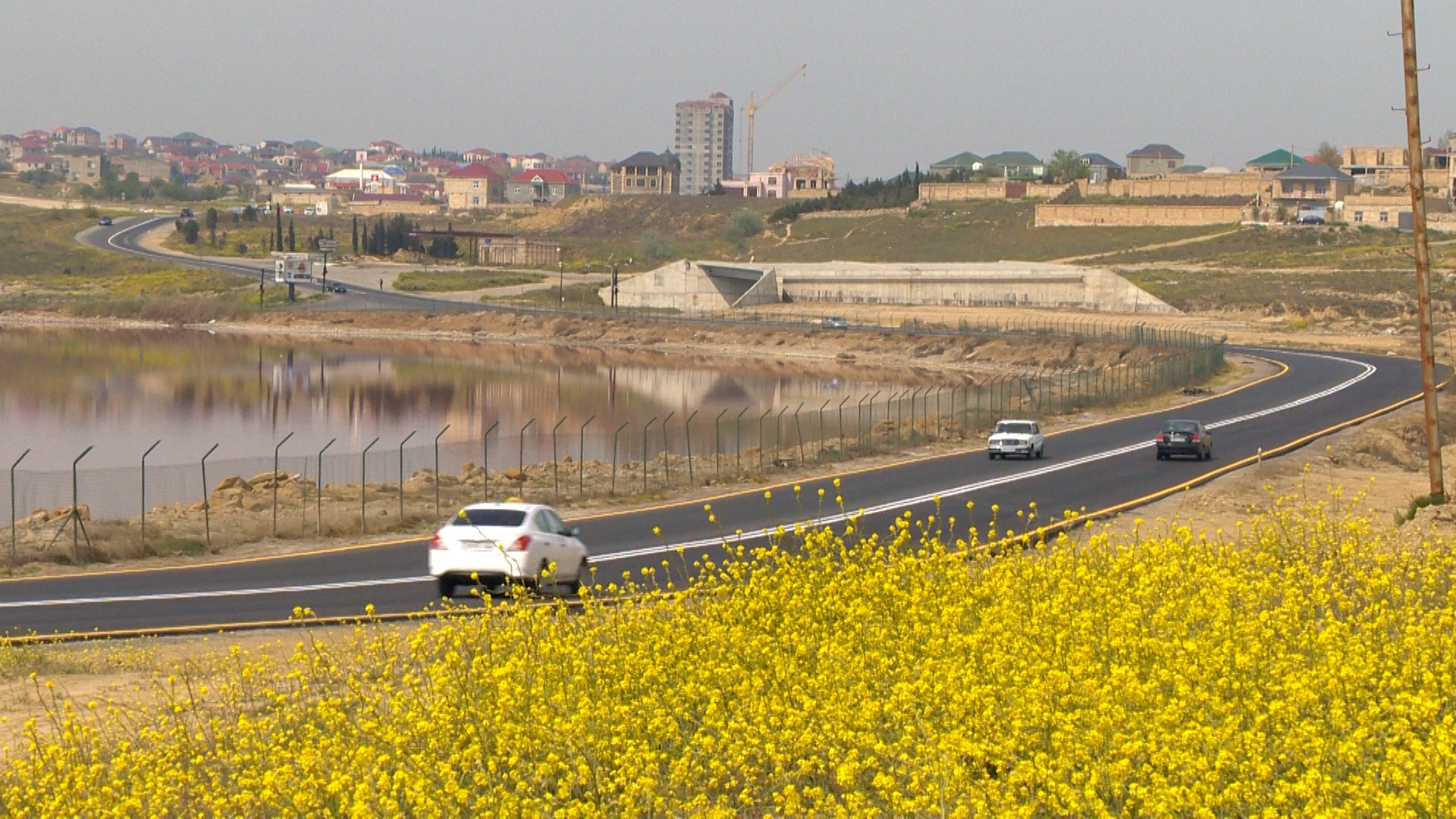 11 Masazır-Novxanı avtomobil yolunun 2.5 km-lik hissəsi yenidən qurulub