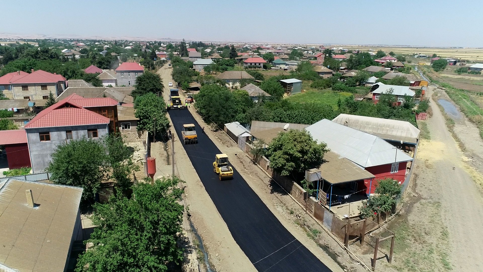 11 Cəlilabadda 4 istiqamət üzrə avtomobil yolları yenidən qurulur