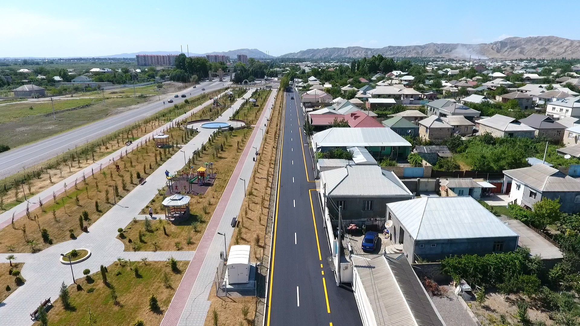 11 Mingəçevir şəhərində 4 yaşayış massivində 11.9 km yol yenidən qurulub