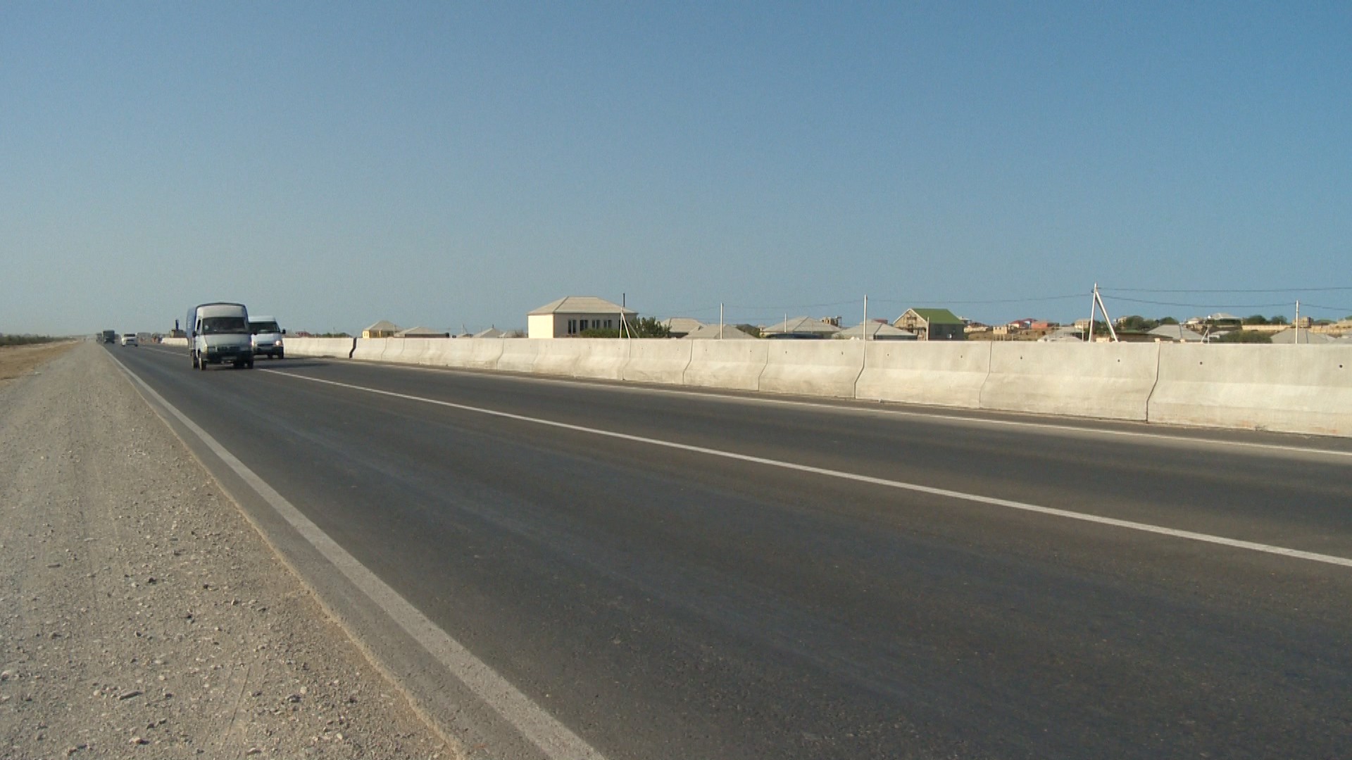 11 Yeni ödənişli avtomagistralın 90 km-ə yaxın hissəsinin tikintisi bitmək üzrədir