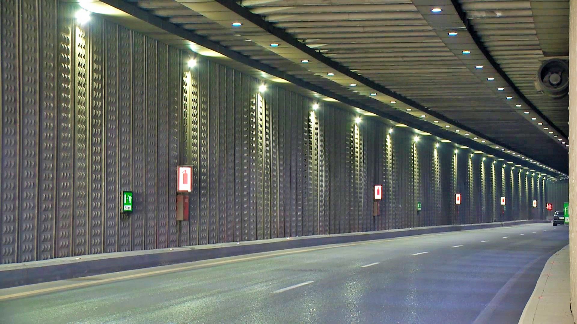 11 Avtomobil tunellərində əlavə işıqlandırma sistemləri qurulub