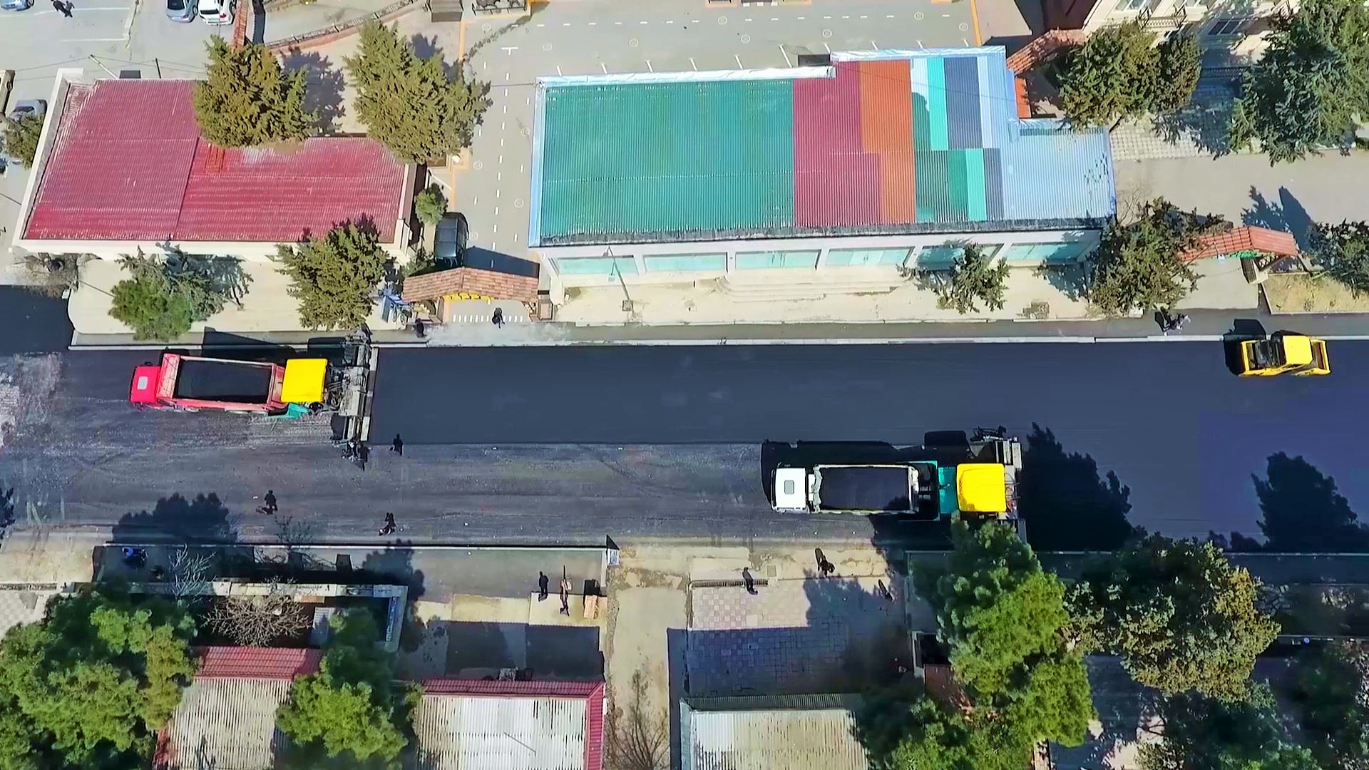 11 Xətai rayonu Xudu Məmədov küçəsi təmir edilir