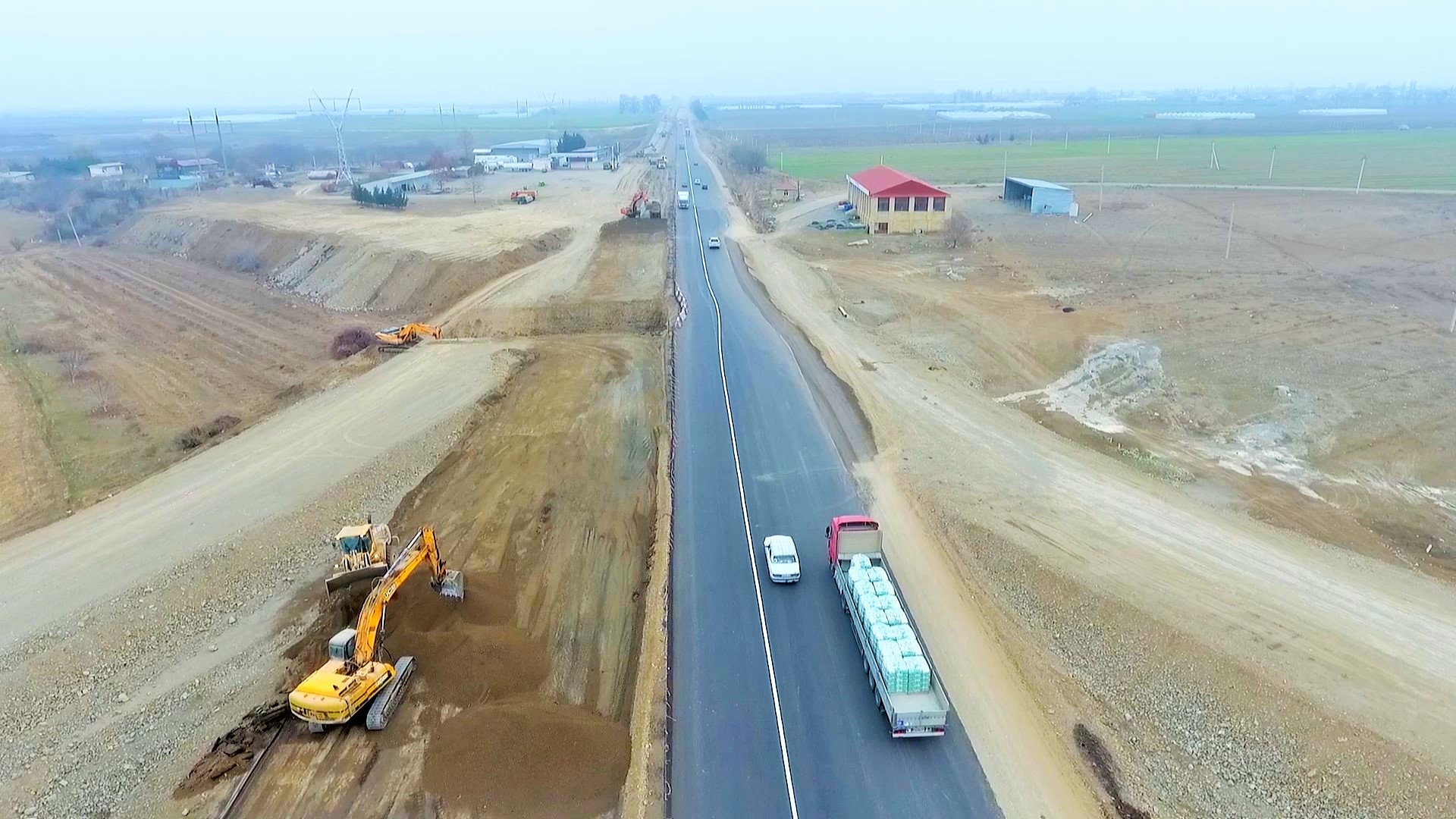 11 M2 magistralının 130 km-lik sonuncu hissəsinin genişləndirilməsi davam edir - FOTO