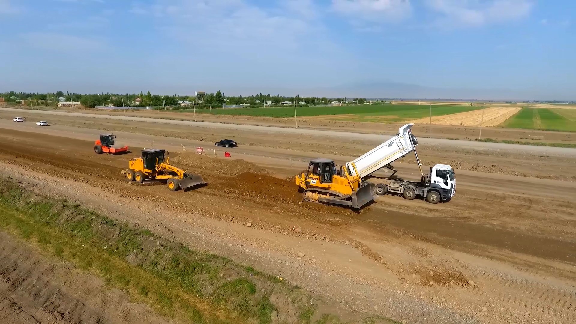 11 Bərdə-Ağdam avtomobil yolunun tikintisi davam etdirilir - FOTO