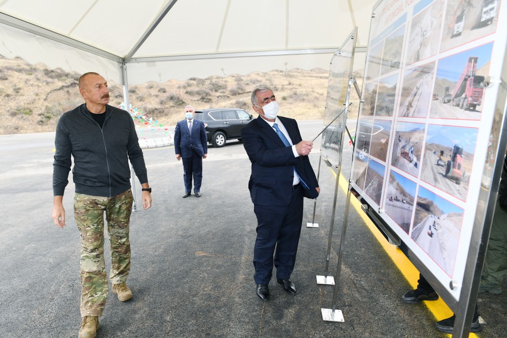 11 Prezident İlham Əliyev Talış-Tapqaraqoyunlu-Qaşaltı-Naftalan avtomobil yolunun təməlini qoyub